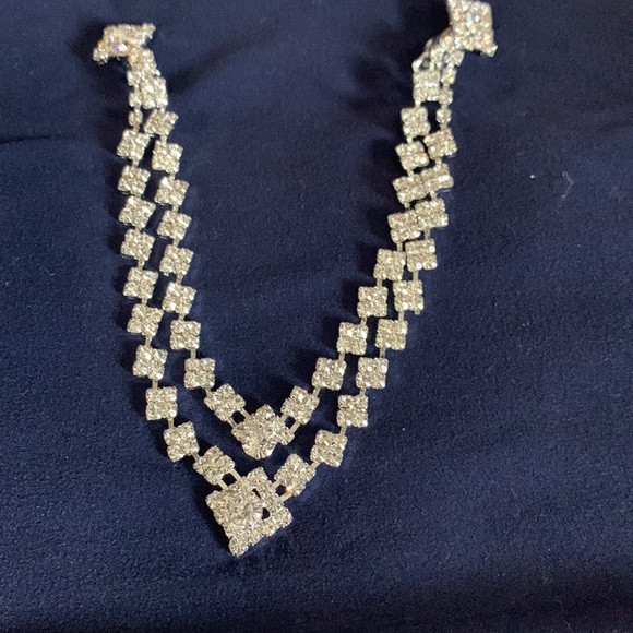 RHINESTONE SWEATER KEEPER - Picture 8 of 12